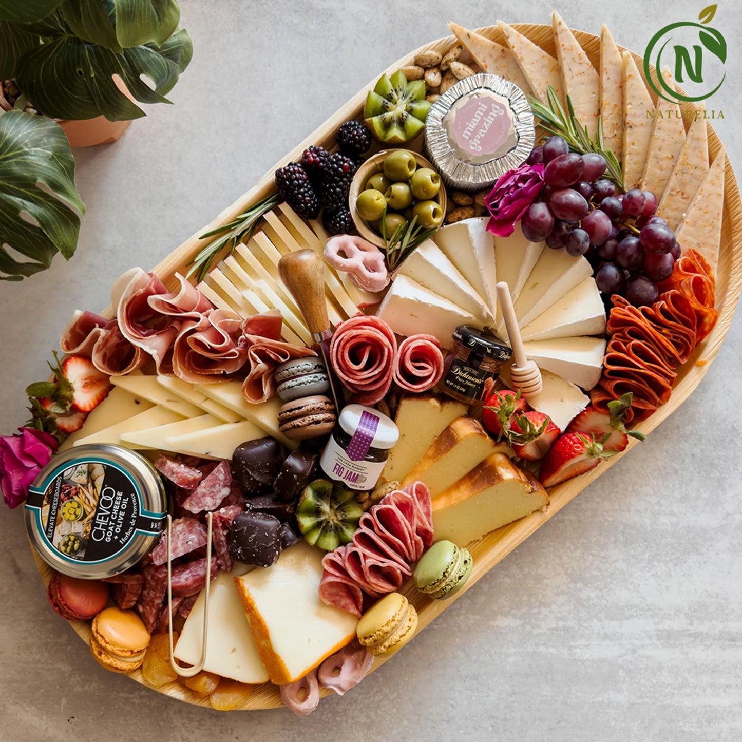 
                  
                    Naturelia 100% Compostable 22-Inch Oval Palm Leaf Disposable Platter Tray- Eco-Friendly, Biodegradable, Microwave & Oven Safe- Sustainable & Natural Cutlery Ideal for Weddings, Parties, Events
                  
                